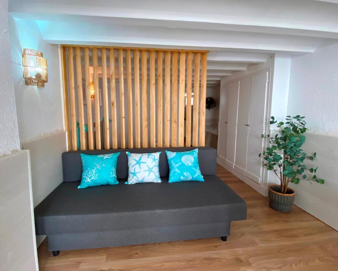 Apartamentos Corcega Palmyra Салоу Екстериор снимка
