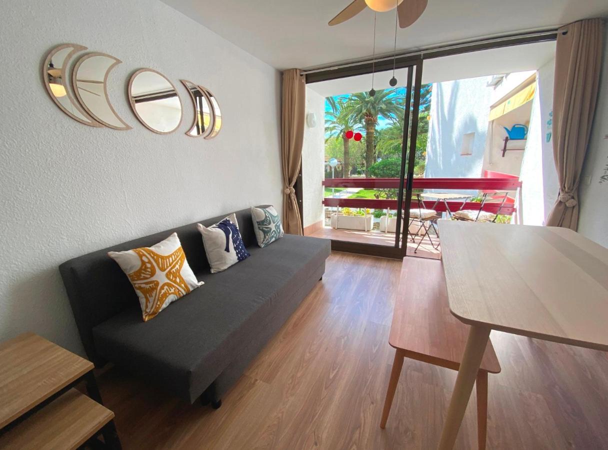 Apartamentos Corcega Palmyra Салоу Екстериор снимка