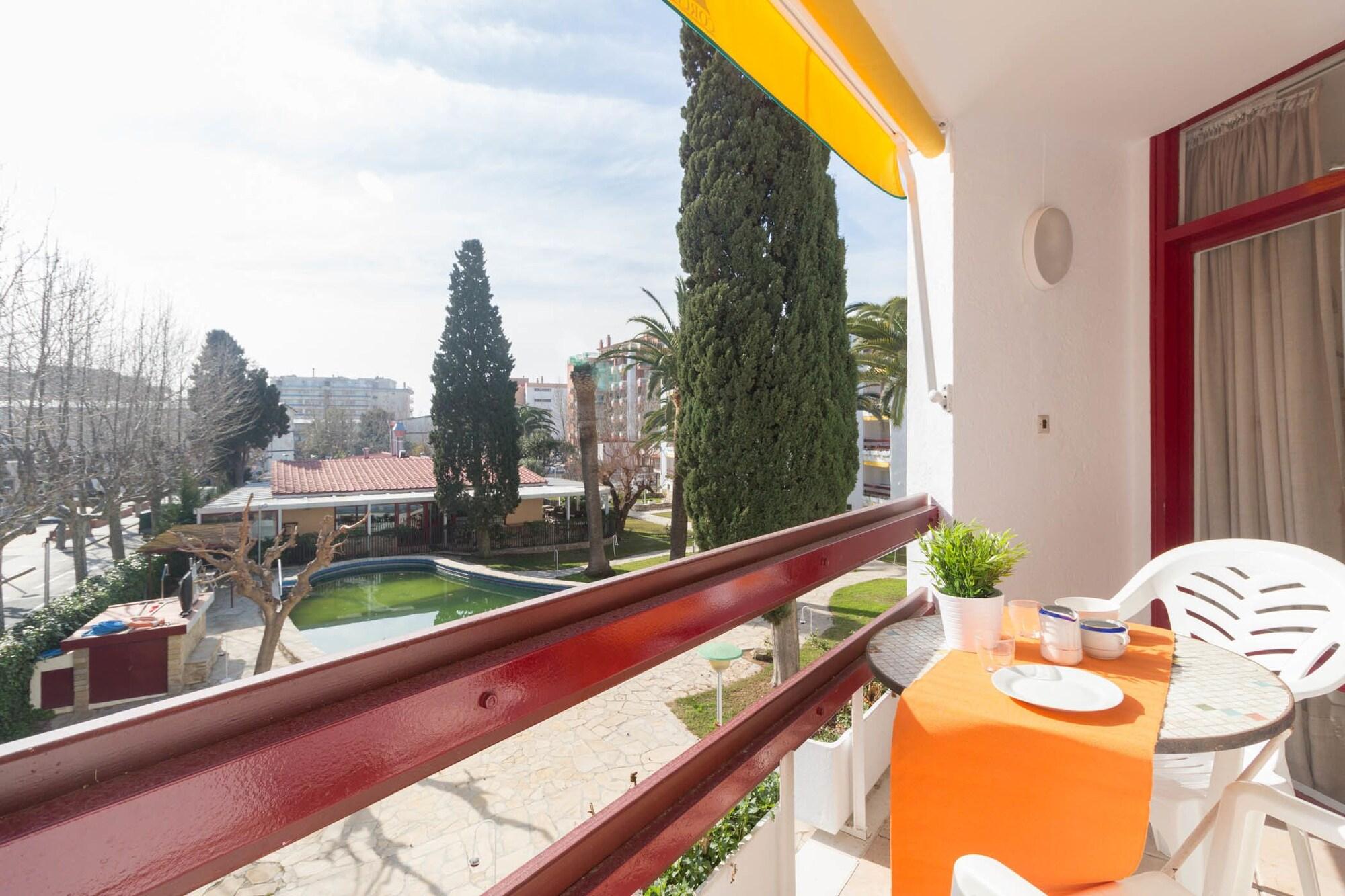 Apartamentos Corcega Palmyra Салоу Екстериор снимка