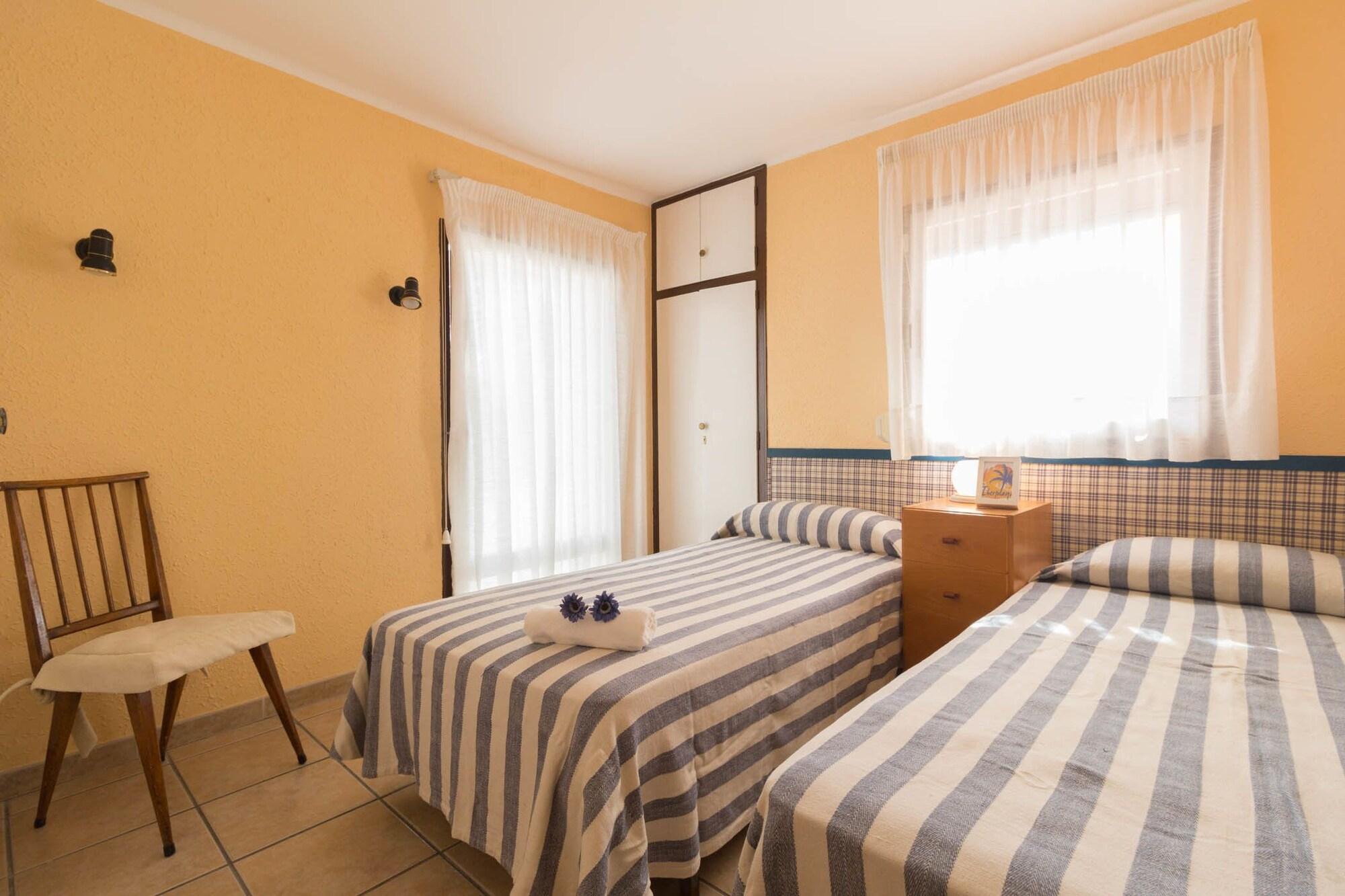 Apartamentos Corcega Palmyra Салоу Екстериор снимка