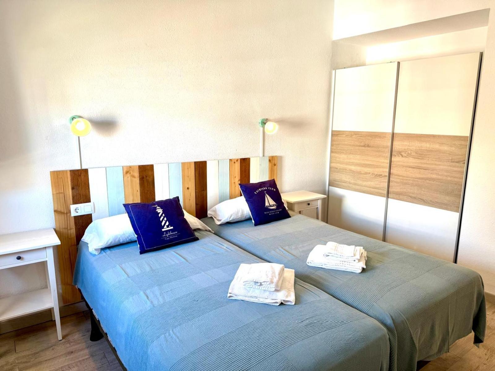 Apartamentos Corcega Palmyra Салоу Екстериор снимка